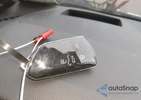 2025 Volkswagen Golf R 2.0T из США, поврежденный, VIN WVWEB7CDXSW210581